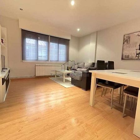 Apartamento O Cuarto De Abastos Ourense Exterior foto