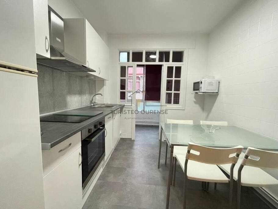 Apartamento O Cuarto De Abastos Ourense Exterior foto