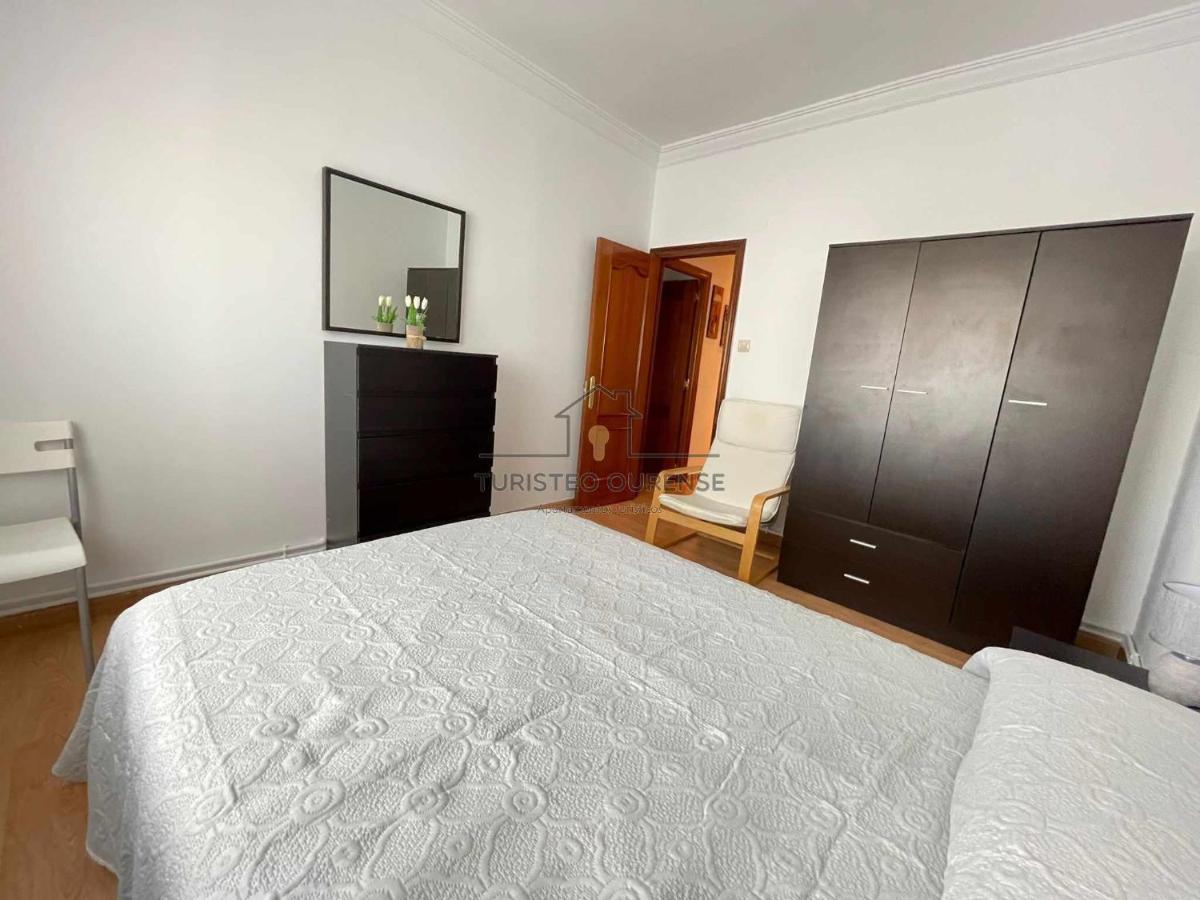 Apartamento O Cuarto De Abastos Ourense Exterior foto